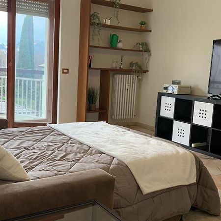 Апартаменти Big Deluxe Apts Italian Style Lake&Terrace Лекко Екстер'єр фото